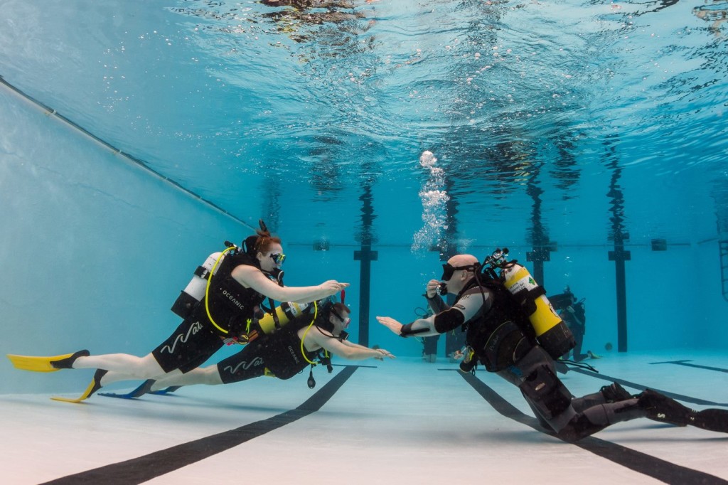 PADI Open Water Pool Training